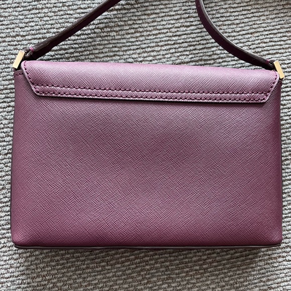 Kate Spade Newbury Lane Sally Turn Lock Crossbody Leather Purse Small Wine - Picture 9 of 17